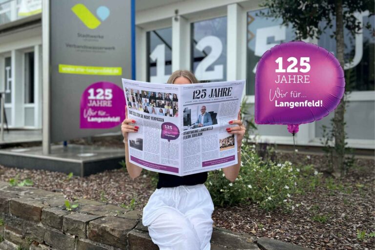 Pressefoto Jubilaeumsankuendigung2 | 125 Jahre Stadtwerke Langenfeld: Das Jubiläum wird sichtbar